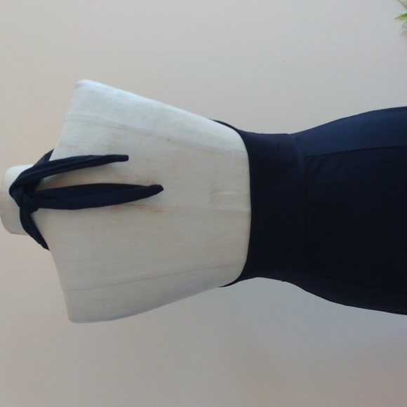 Patagonia Halter Back Dress. - Picture 5 of 13